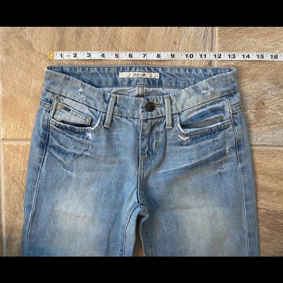 Joe’s Jeans Rocker Distressed Light Wash 25 - Picture 2 of 11